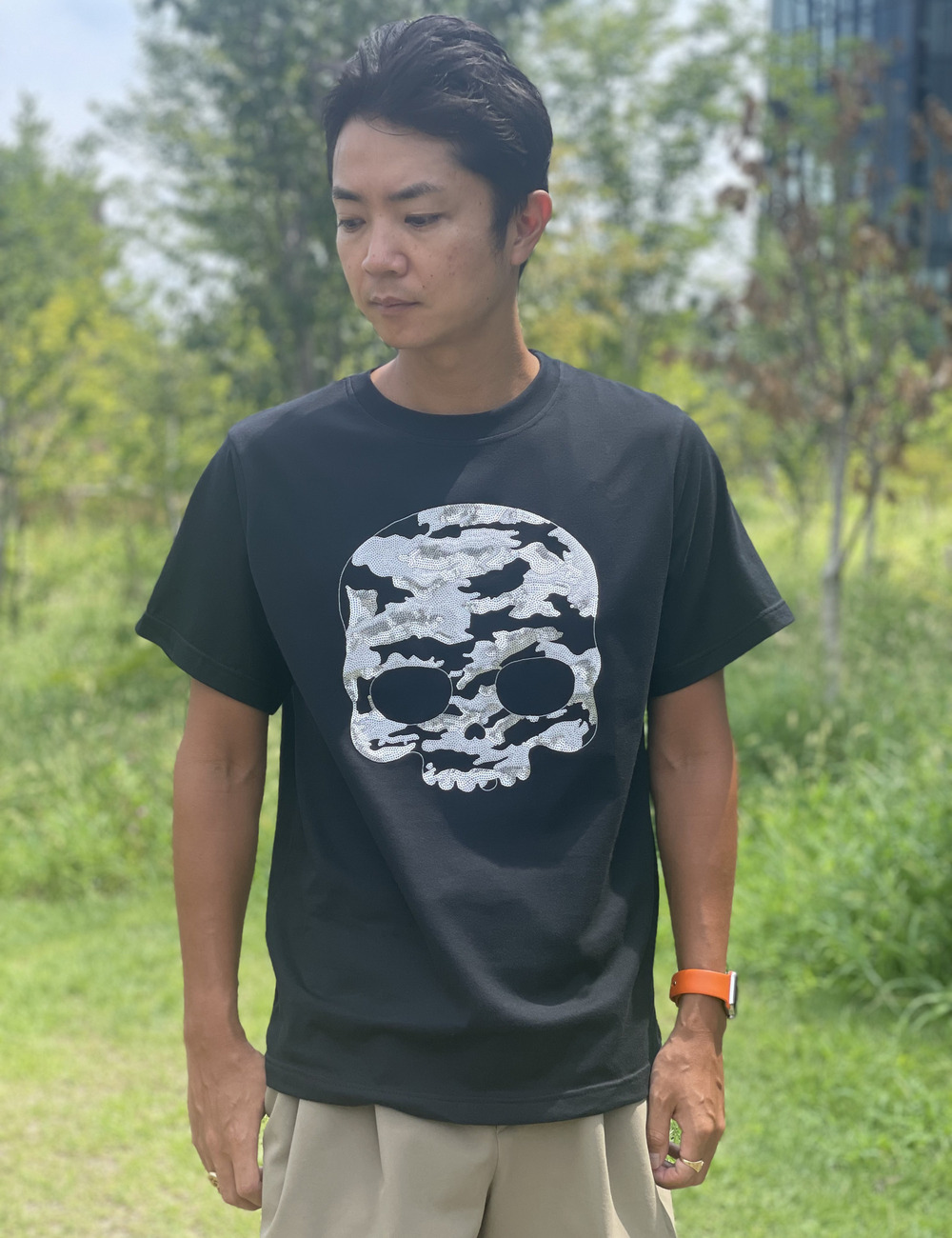 【別注】スパンコールカモフラージュスカルTシャツ/【EXCLUSIVE ITEM】SEQUIN CAMOUFLAGE SKULL TEE 詳細画像 ブラック 8